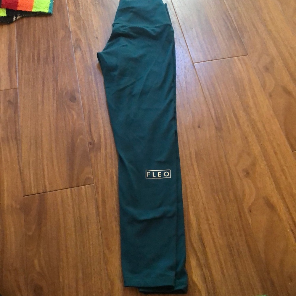 Deep teal Romey 25” el toro